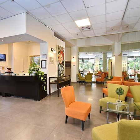 Pearl Of The Valley Hotel Kfar Tavor Exteriör bild