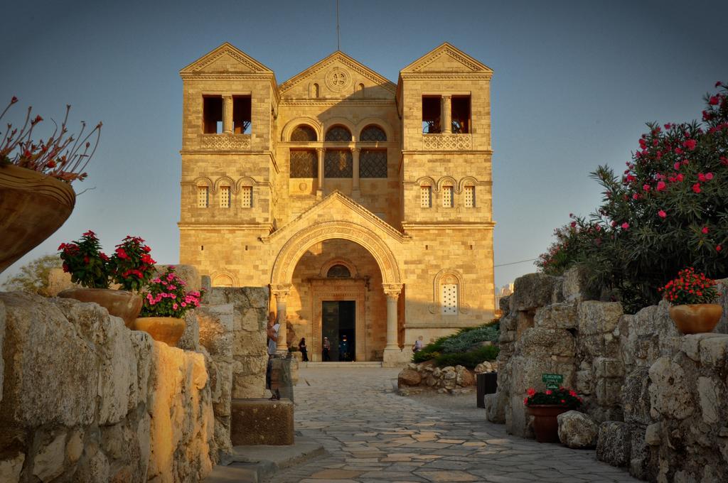 Pearl Of The Valley Hotel Kfar Tavor Exteriör bild