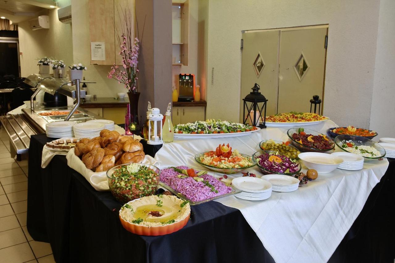Pearl Of The Valley Hotel Kfar Tavor Exteriör bild